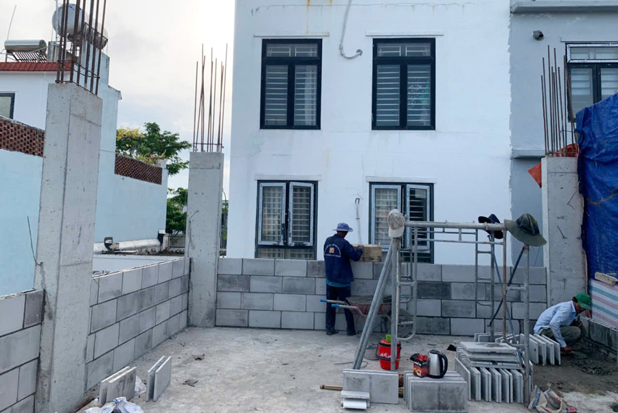 Thi công tường gạch bê tông nhẹ G-VRO