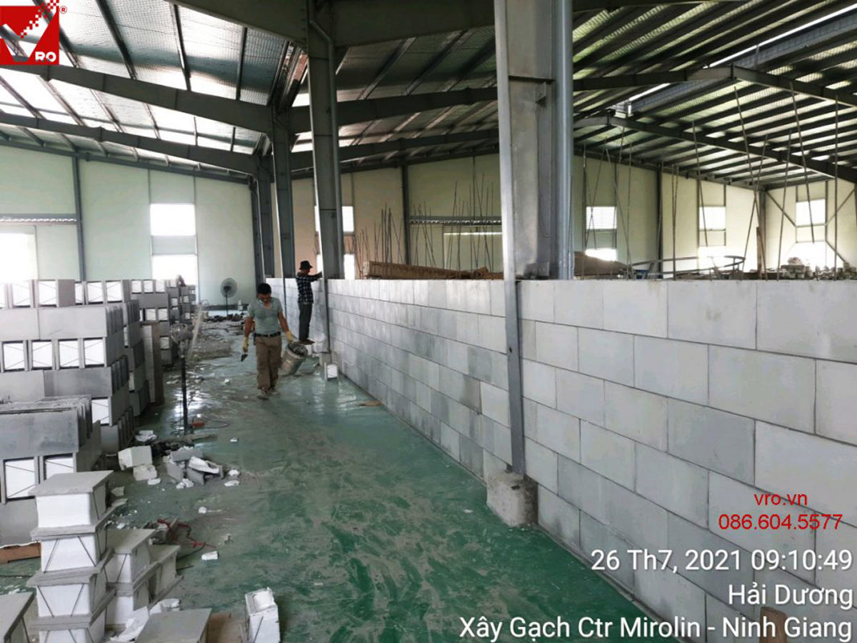 Gạch bê tông nhẹ lõi xốp G-VRO