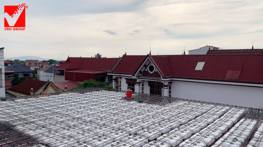 Sàn tầng mái công trình Mạnh Hùng tại Vĩnh Phúc