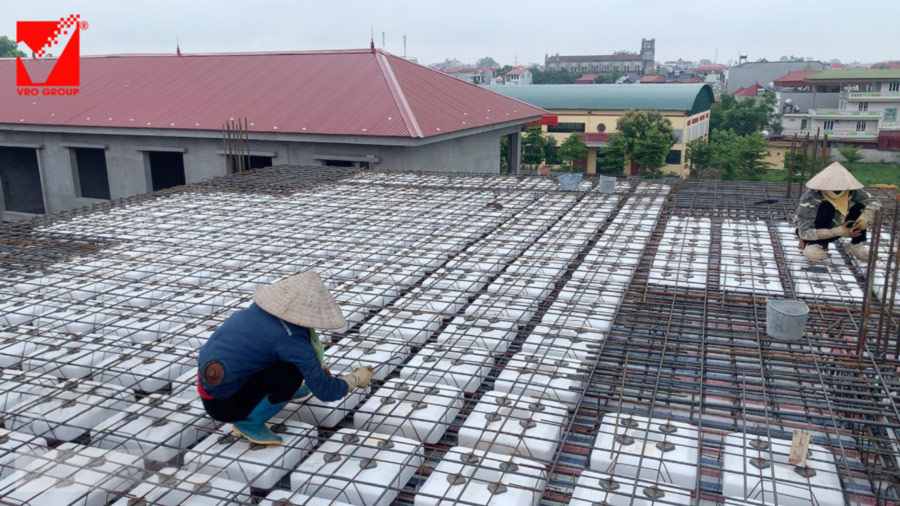 Sàn tầng mái công trình Mạnh Hùng tại Vĩnh Phúc