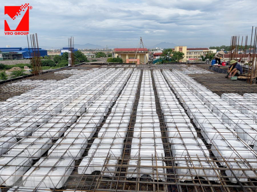 Thi công sàn phẳng tầng 4 công trình Minh Thảnh