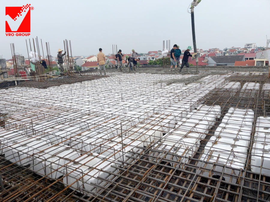 Thi công sàn phẳng tầng 4 công trình Minh Thảnh