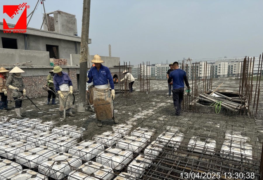 Thi công sàn phẳng VRO dự án Phúc Sơn - Hải Phòng