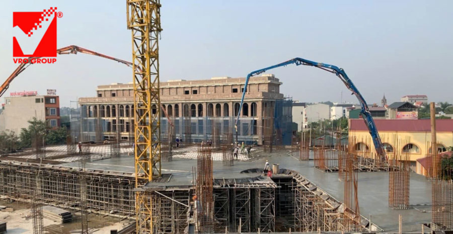 Thi công sàn phẳng không dầm vuọt ưnhịp VRO công trình The Dome Hotel Hà Nam