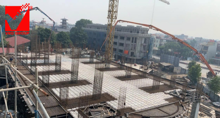 Thi công sàn phẳng không dầm vuọt ưnhịp VRO công trình The Dome Hotel Hà Nam