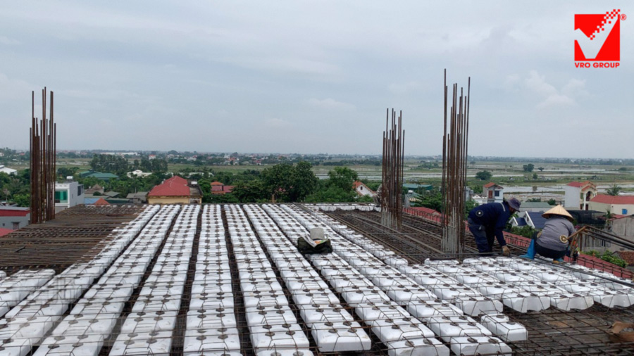 Sàn phẳng VRO công trình Kim Oanh thi công sàn tầng 6