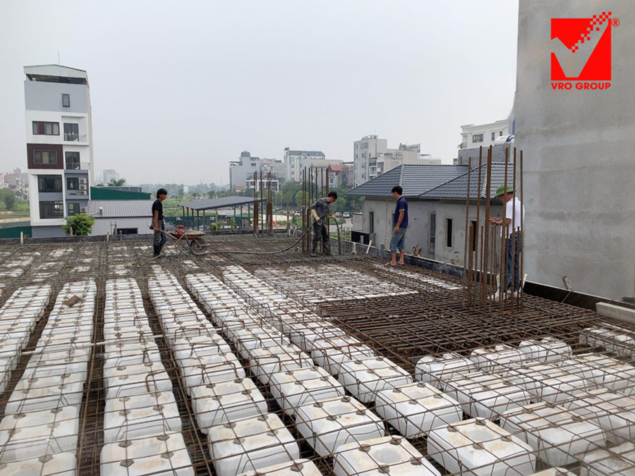 Hoàn thiện sàn tầng 2 công trình Nam Thành - Đông Anh