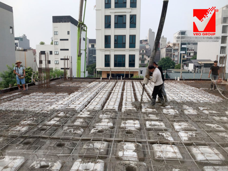 Hoàn thiện sàn tầng 2 công trình Nam Thành - Đông Anh