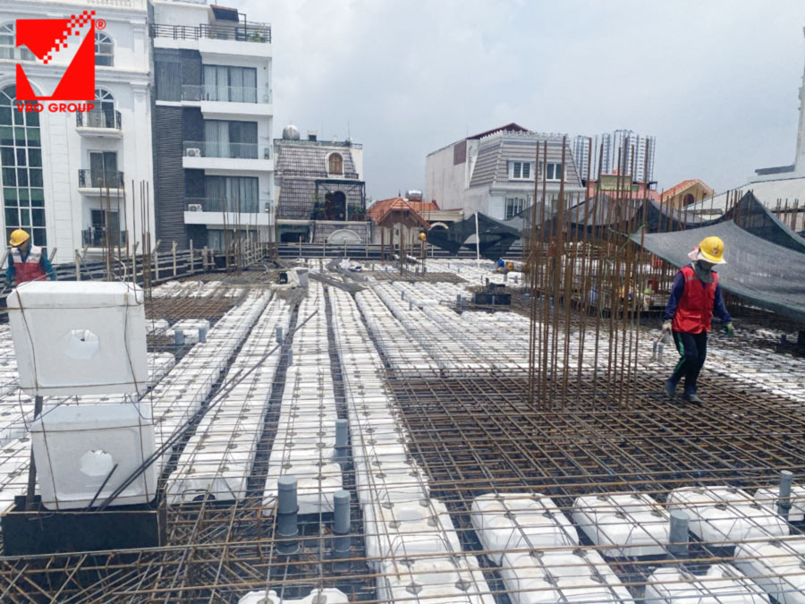 Khách sạn tại Hải Phòng thi công sàn phẳng vượt nhịp 9m