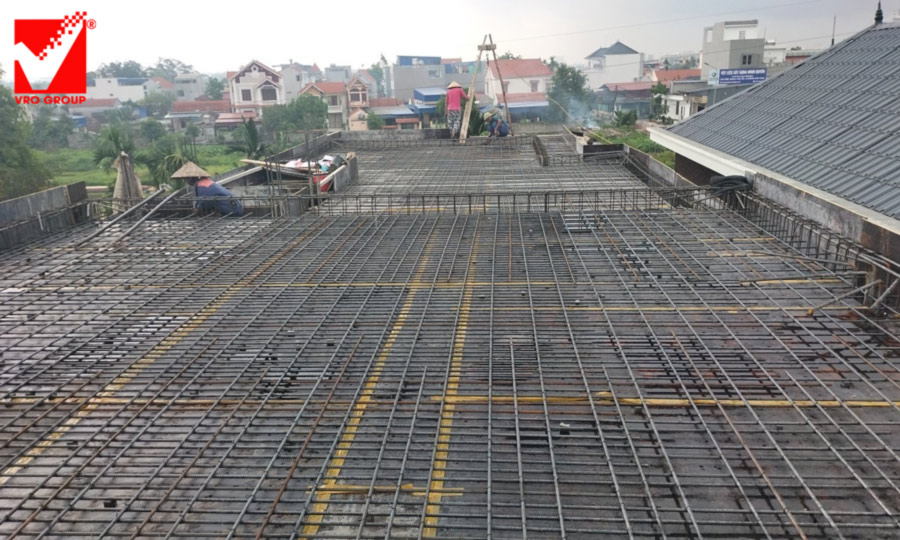 Thi công sàn phẳng không dầm công trình Văn Sự tại Hải Phòng