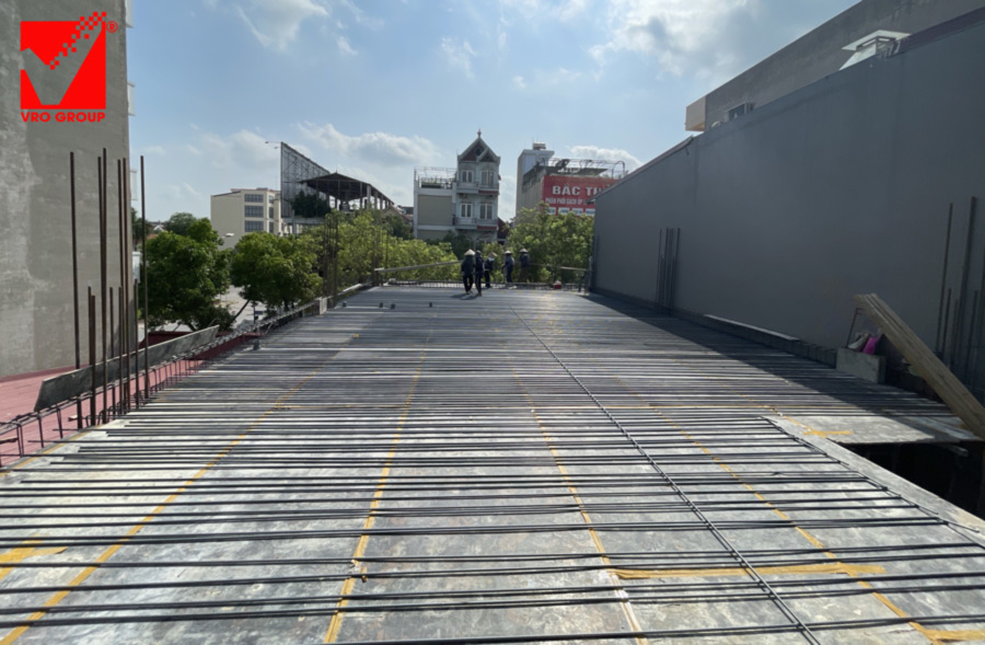 Thi công sàn phẳng vượt nhịp lớn Công trình Minh Thanh, Bắc Giang