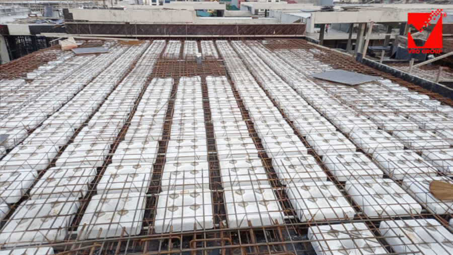 Thi công sàn phẳng tầng tum công trình Trường Học tại Đông Anh