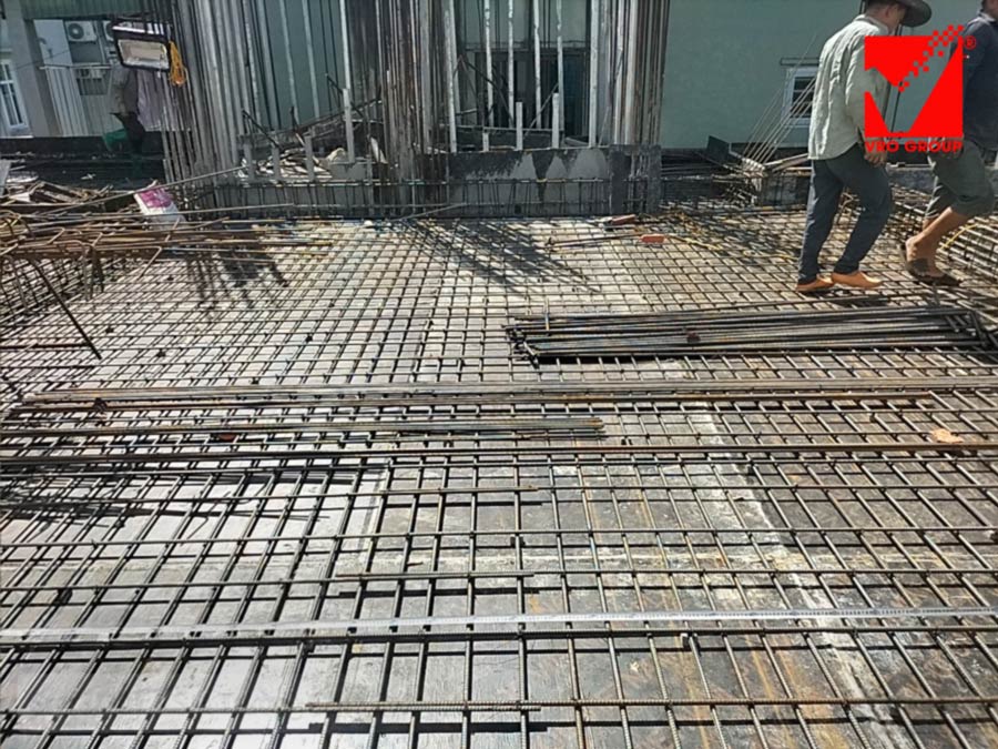 Thi công sàn phẳng khách sạn Anh Trường Cô Tô Quảng Ninh