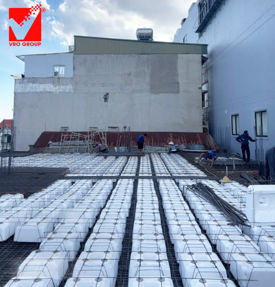 Thi công sàn phẳng tầng 4 công trình Đức Vĩnh