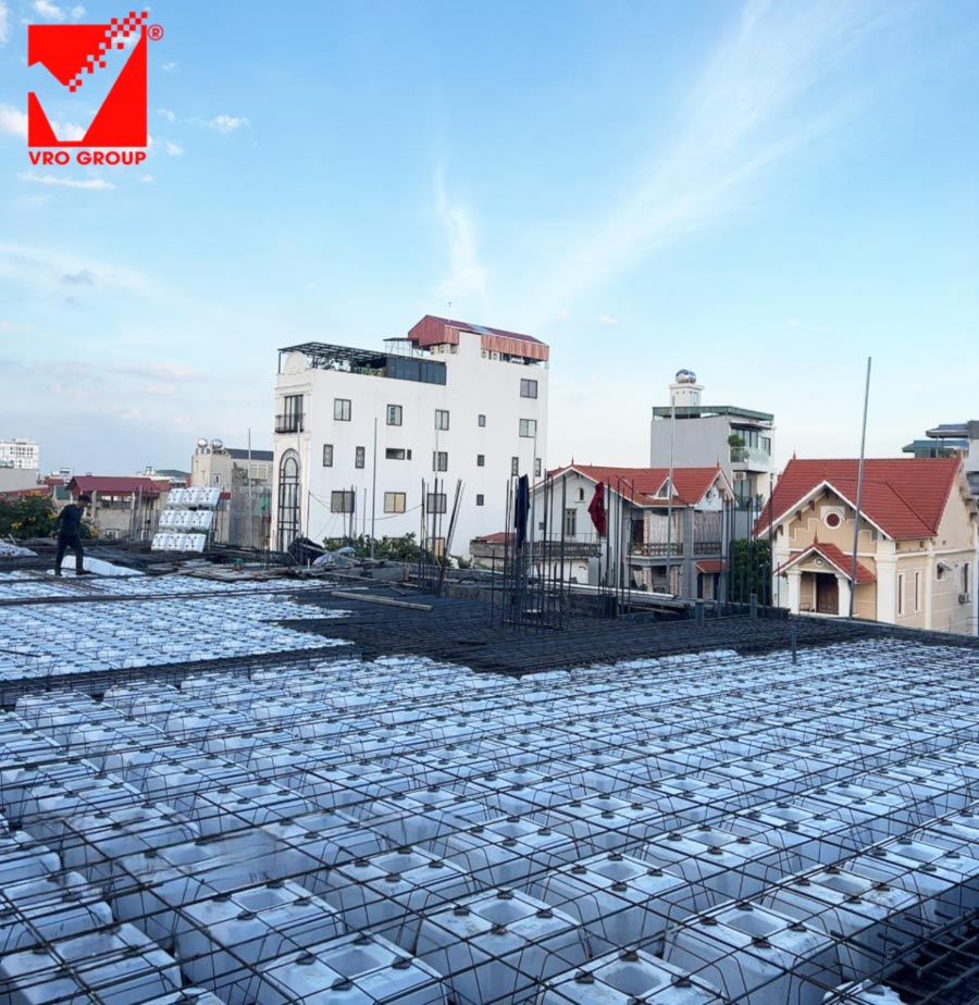 Thi công sàn phẳng tầng 4 công trình Đức Vĩnh