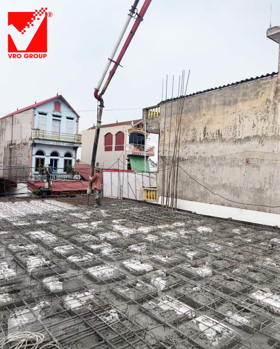 Thi công sàn vượt nhịp 12m dự án Thu Uyên tại Bắc Giang