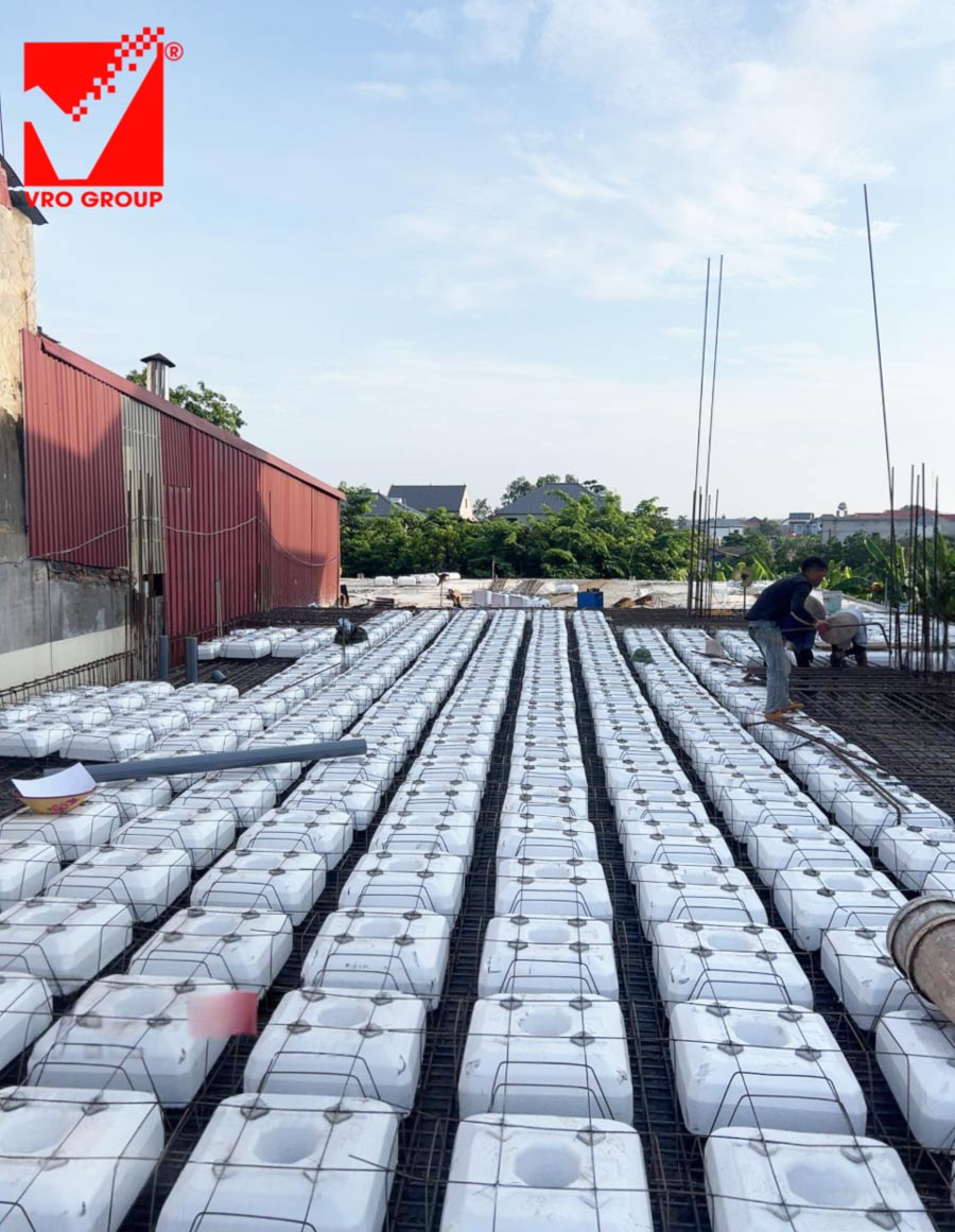 Thi công sàn vượt nhịp 12m dự án Thu Uyên tại Bắc Giang