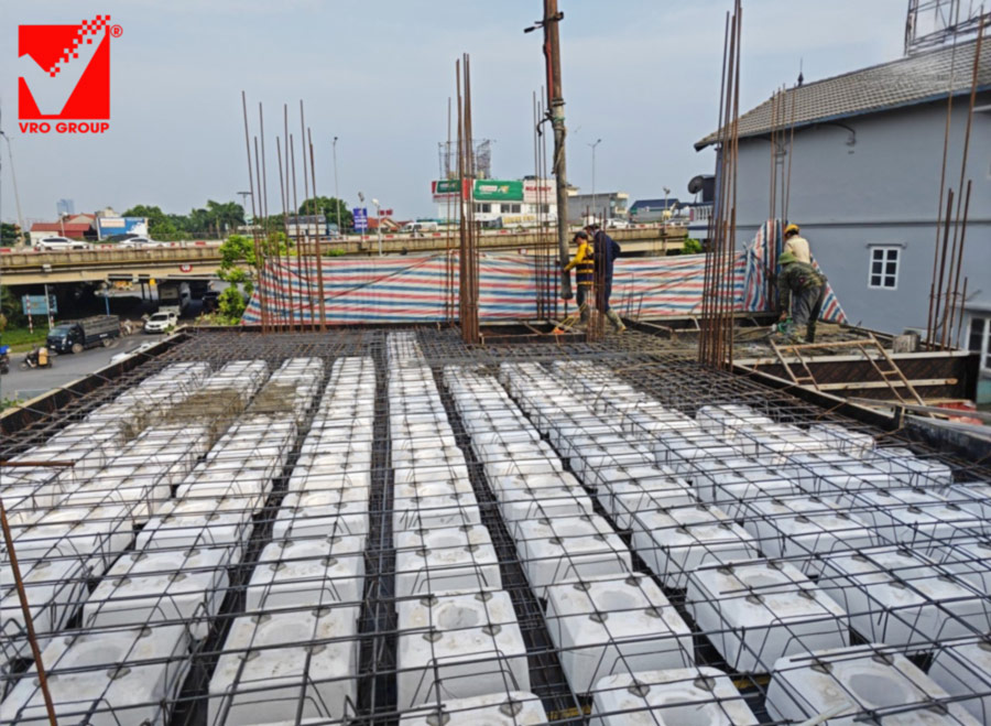 Thi công sàn phẳng công trình PHúc Hưng - Long Biên