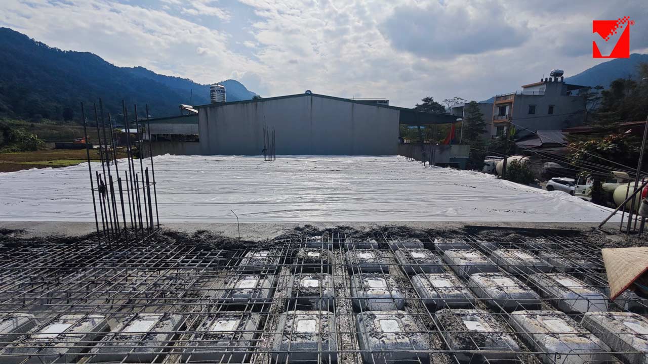 Thi công sàn hộp xốp VRO công trình Văn Anh