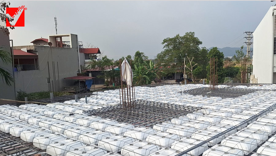 Thi công sàn vượt nhịp lớn VRO công trình Thanh Túc tại BG