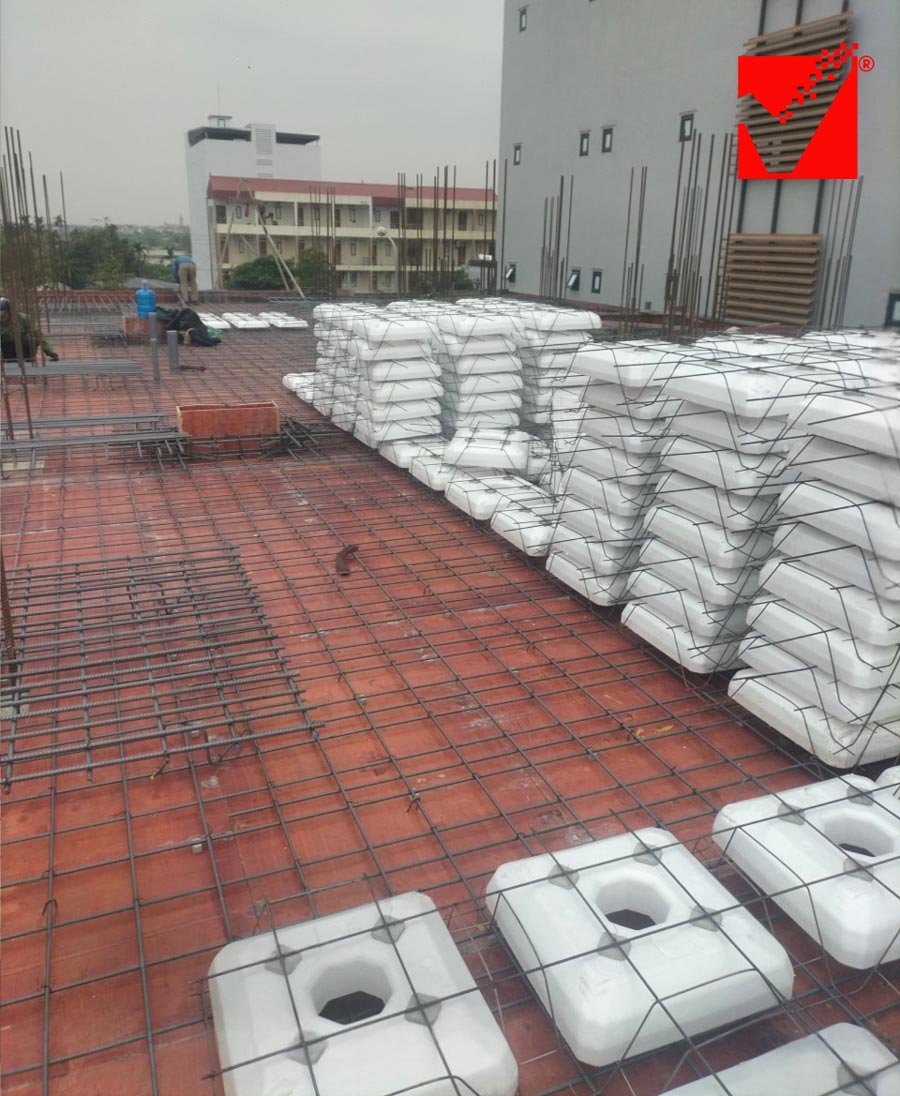 Thi công sàn phẳng VRO TTTM Tràng Duệ - Hải Phòng