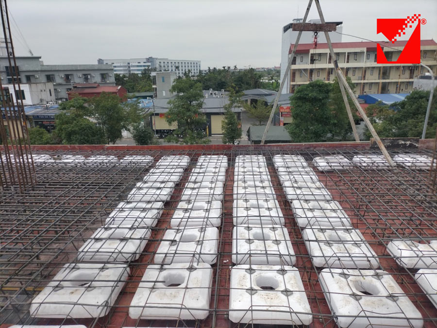 Thi công sàn phẳng VRO TTTM Tràng Duệ - Hải Phòng