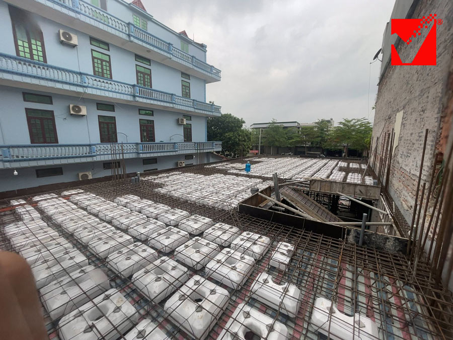 Thi công sàn xốp VRO công trình Vân Nguyễn tại Bắc Giang