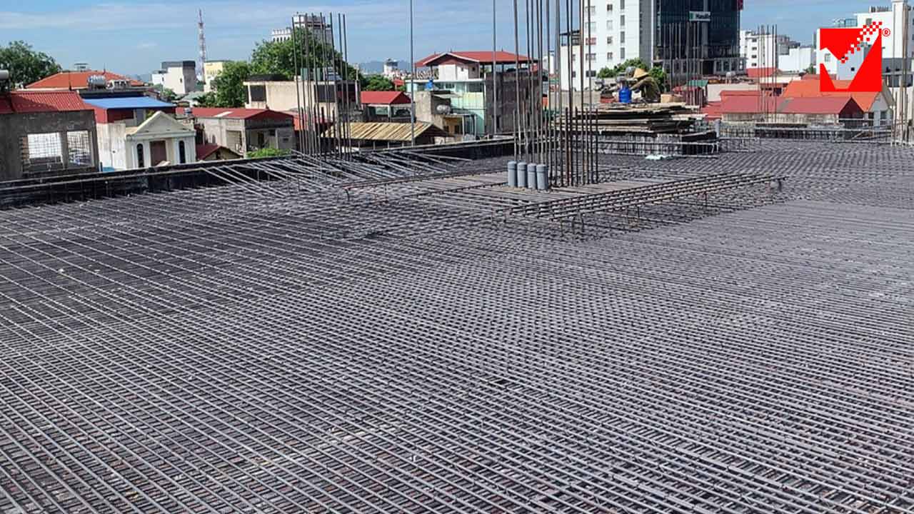 Thi công sàn tầng 5-6 công trình VP Mặt Trời Việt
