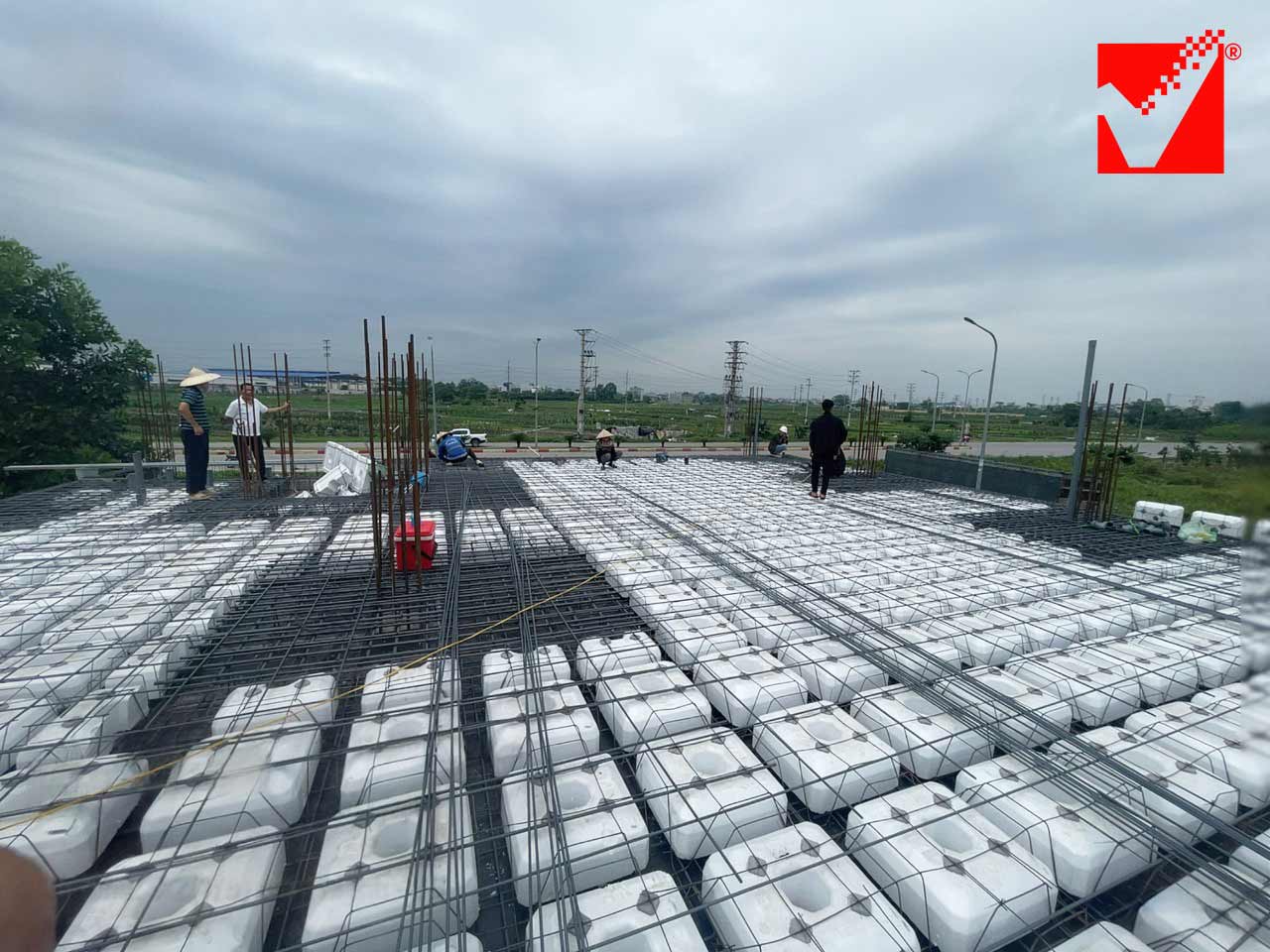 Thi công sàn phẳng vượt nhịp VRO công trình Huy Mạnh - Bắc Giang