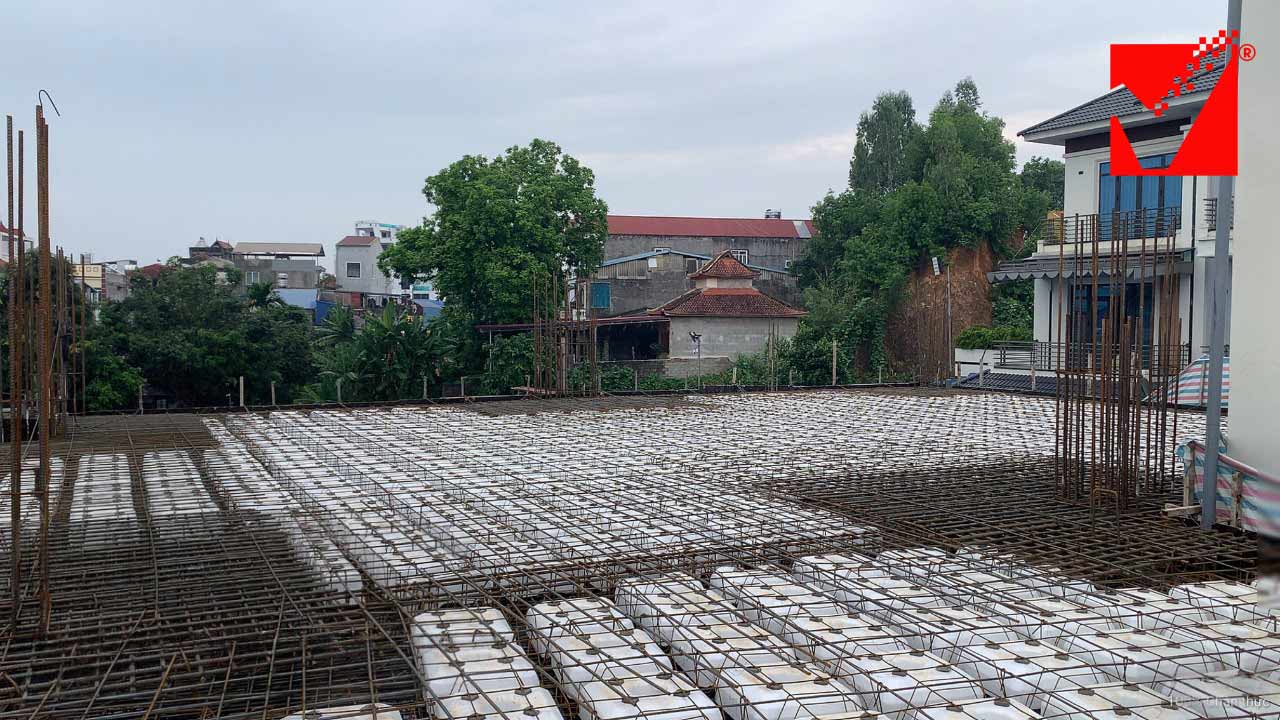 Thi công sàn phẳng VRO công trình điện máy Dũng Thành - TN