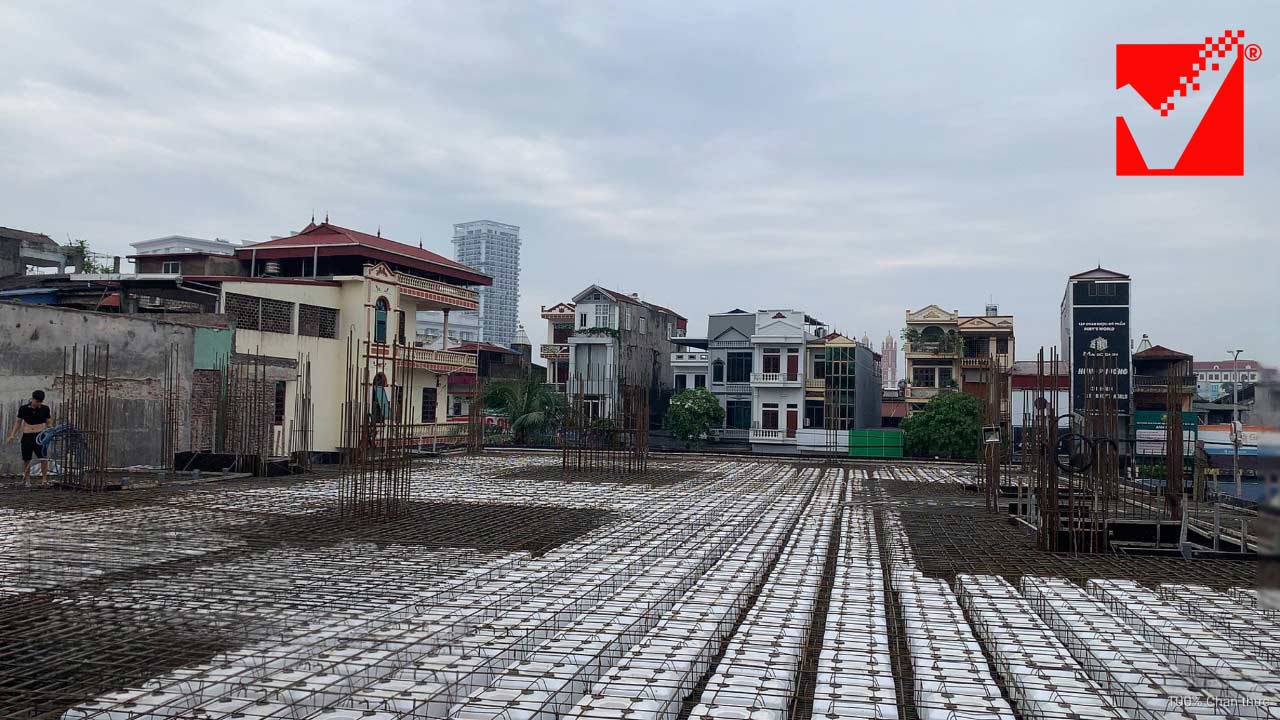 Thi công sàn phẳng VRO công trình điện máy Dũng Thành - TN