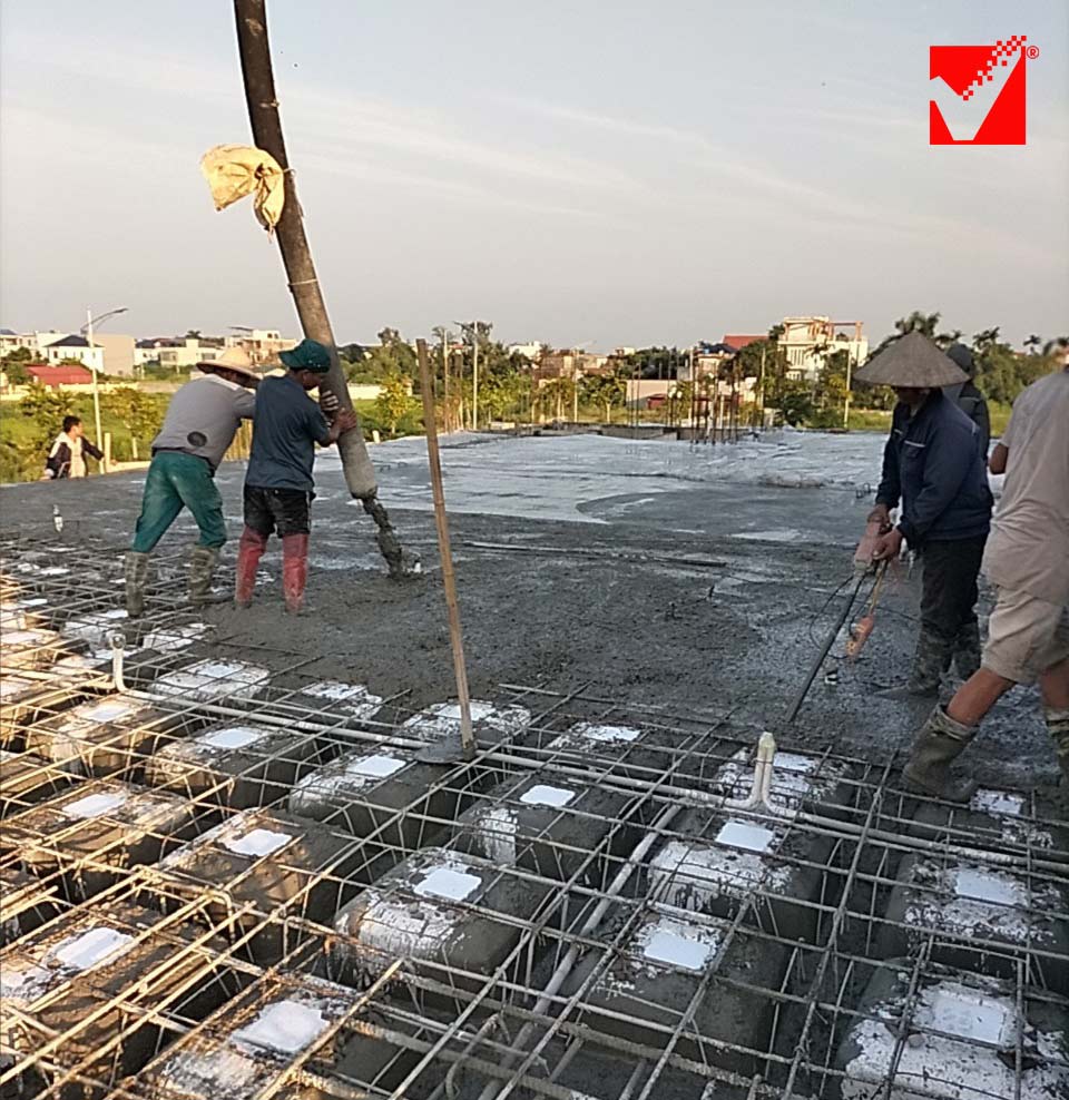 Thi công sàn vượt nhịp VRO công trình Quang Giang - Thái Bình